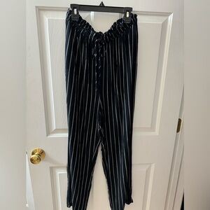 American Eagle Pants